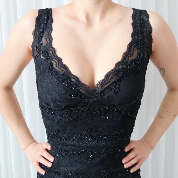 Sexy Beaded Lace Little Black Dress - Picture 5 of 8